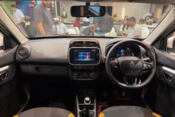 Renault Kwid Dashboard