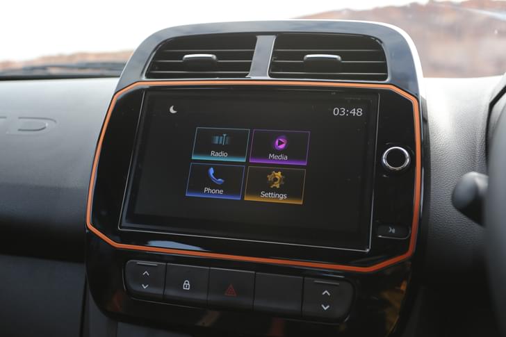 Renault Kwid Dashboard