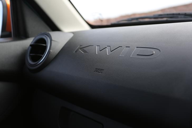 Renault Kwid Dashboard