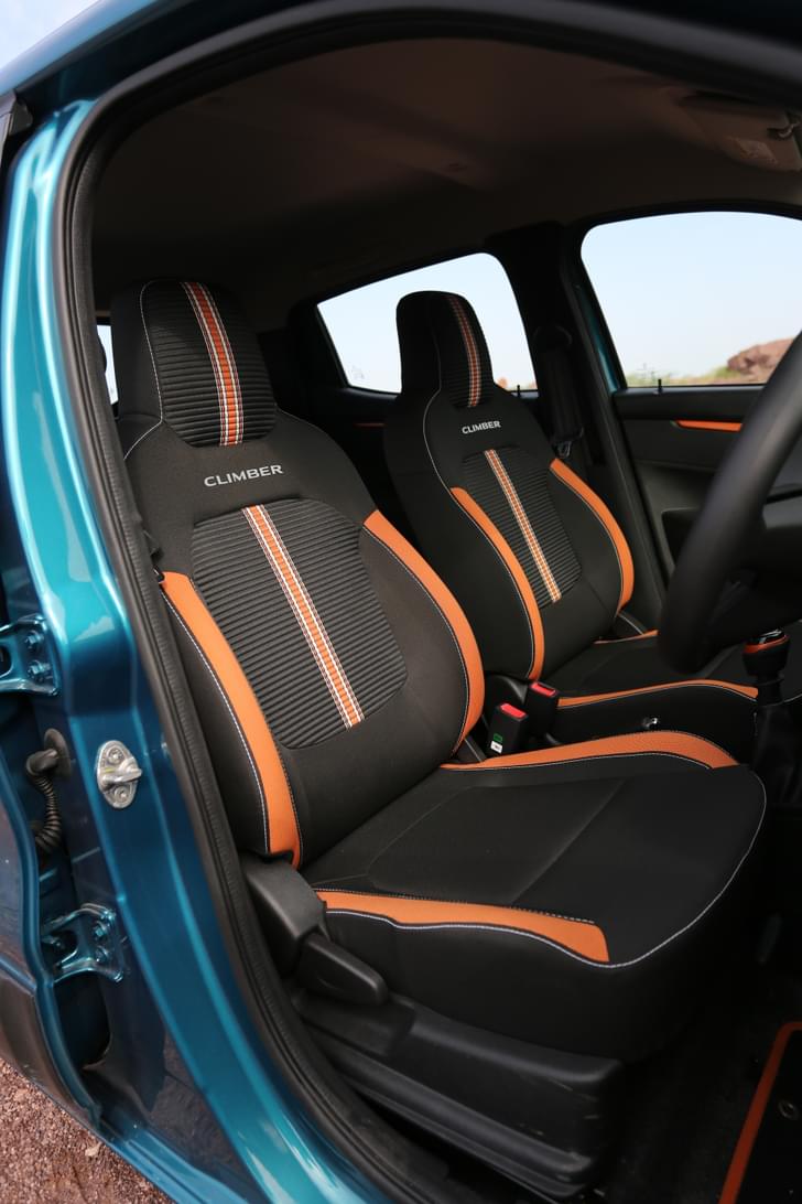 Renault Kwid Front Row Seats