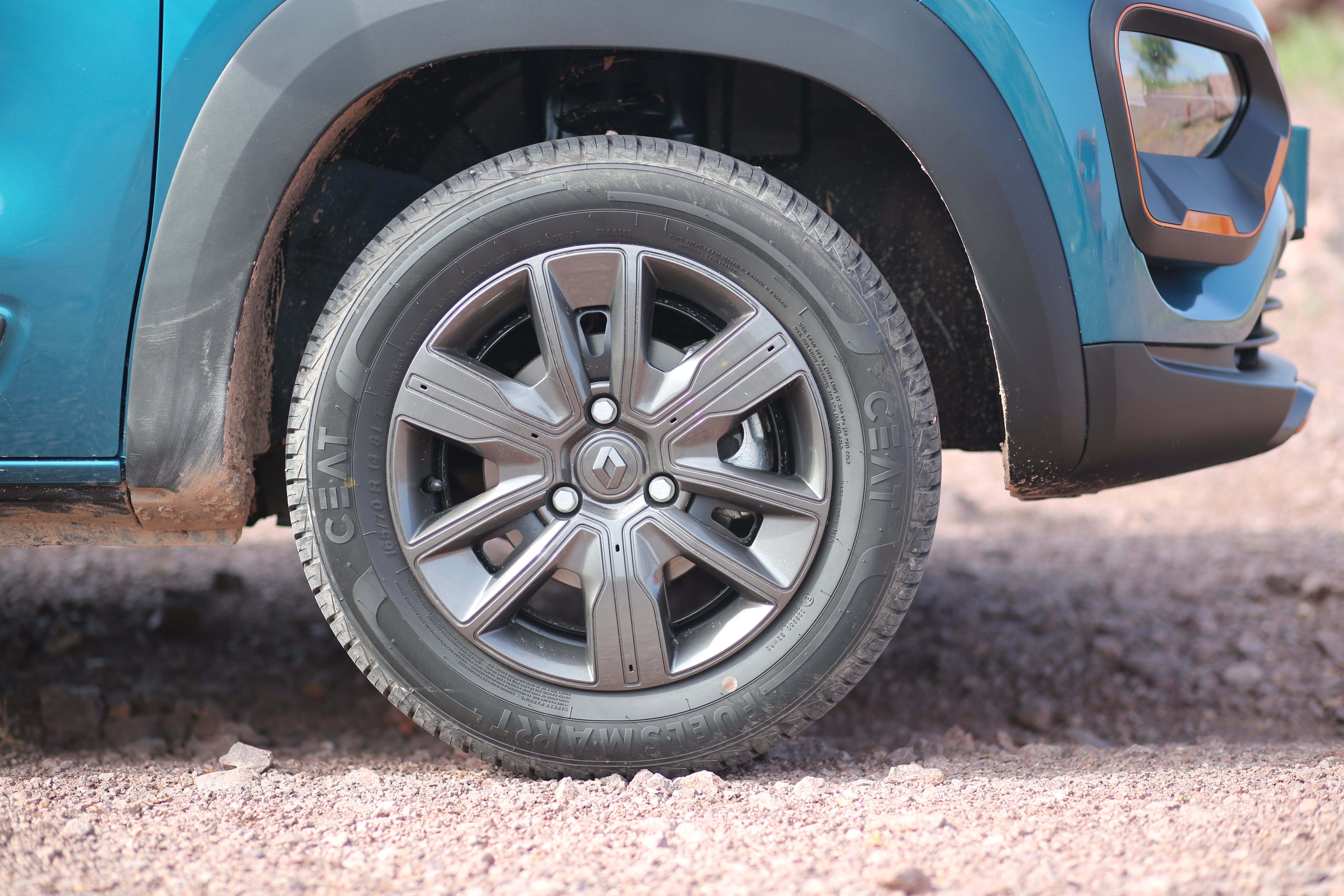 Renault Kwid Alloy Wheels Image – Kwid Photos in India | Autocar India