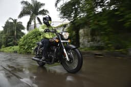 Royal Enfield 2023 Bullet 350 Front View