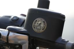 Royal Enfield Bear 650 Color Black