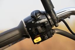 Royal Enfield Bear 650 Color Black