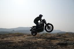 Royal Enfield Bear 650 Front Wheels