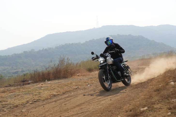 Royal Enfield Bear 650 Front View