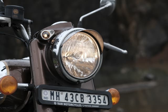 Headlight Image - 26098