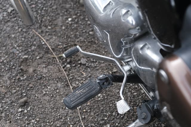 Gear Shift Lever Image - 26167