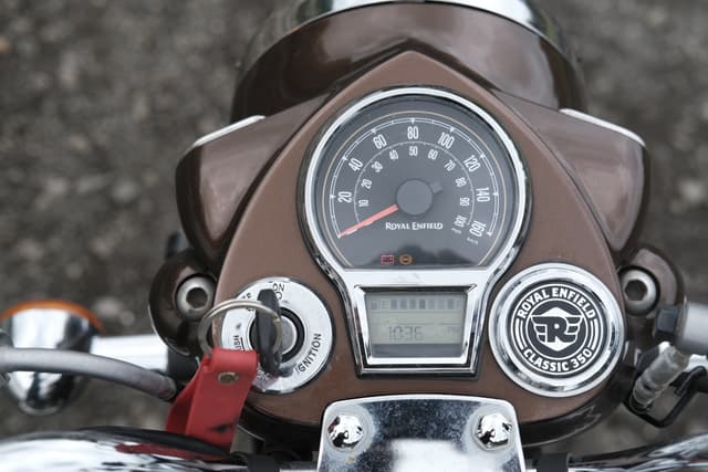 Closed Fuel Lid Image - 26249