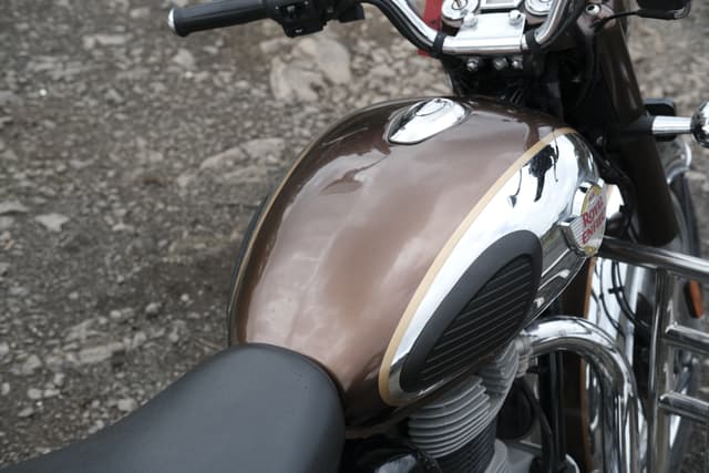 Closed Fuel Lid Image - 26284
