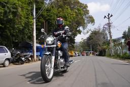 Royal Enfield Classic 650 Twin Front Right Three Quarter