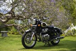 Royal Enfield Classic 650 Twin Front Left Three Quarter