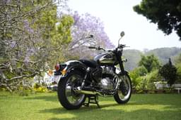 Royal Enfield Classic 650 Twin Color Black