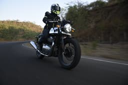Royal Enfield Continental GT 650 Front Right Three Quarter