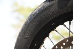 Royal Enfield Continental GT 650 Front Wheels