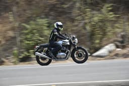 Royal Enfield Continental GT 650 Front Right Three Quarter