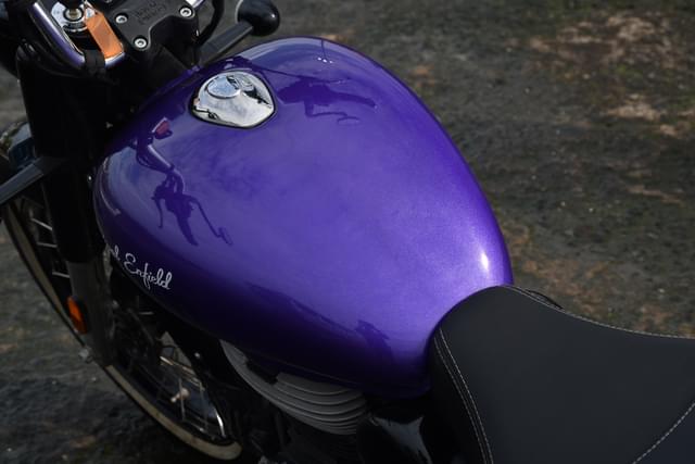 Closed Fuel Lid Image - 26157