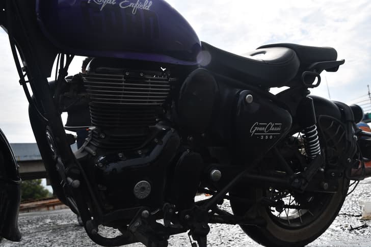 Royal Enfield Goan Classic 350 Color Black