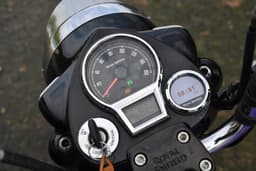 Royal Enfield Goan Classic 350 Color Black, Silver