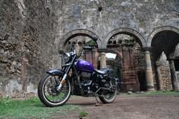 Royal Enfield Goan Classic 350 Front Right Three Quarter
