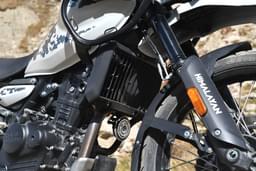 Royal Enfield Himalayan Color Black