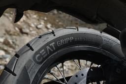 Royal Enfield Himalayan Color Black