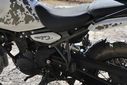 Royal Enfield Himalayan Color Black