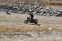 Royal Enfield Himalayan Front Left Three Quarter