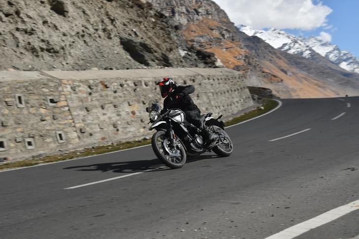 Royal Enfield Himalayan Front Right Three Quarter