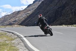 Royal Enfield Himalayan Front Right Three Quarter