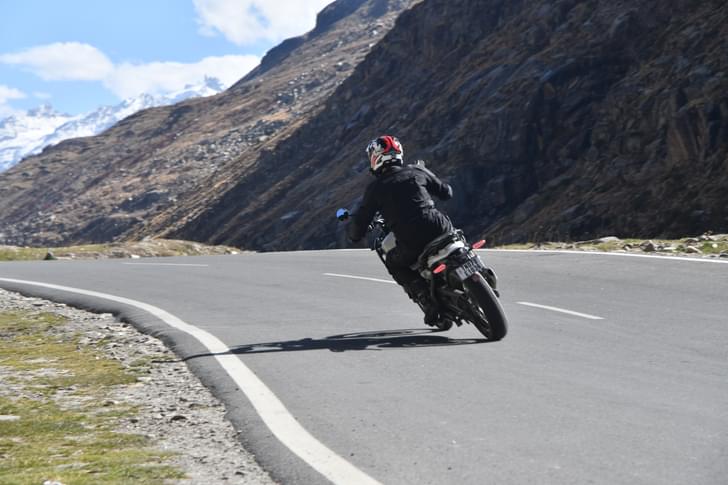 Royal Enfield Himalayan Front Right Three Quarter