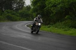 Royal Enfield Hunter 350 Color Black