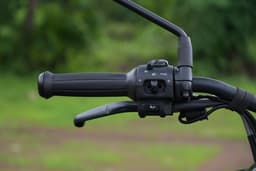 Royal Enfield Hunter 350 Color Black