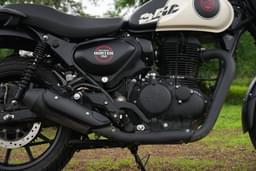 Royal Enfield Hunter 350 Color Black