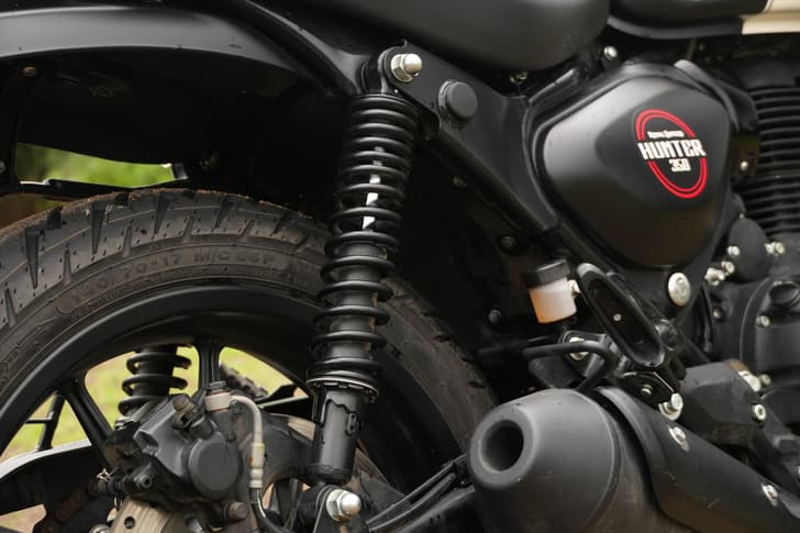Royal Enfield Hunter 350 Front Left Three Quarter