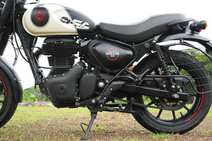 Royal Enfield Hunter 350 Front Right Three Quarter