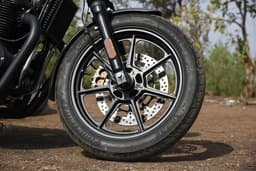 Royal Enfield Interceptor 650 Color Black