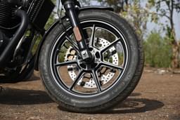 Royal Enfield Interceptor 650 Color Black