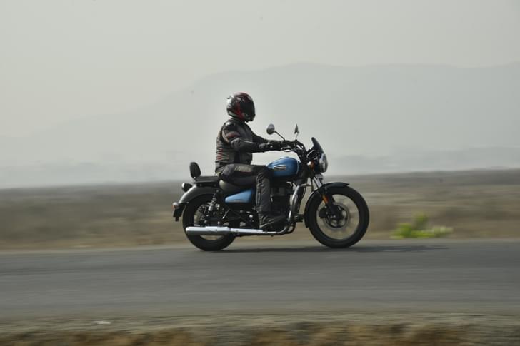 Royal Enfield Meteor 350 Color Blue