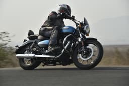 Royal Enfield Meteor 350 Exhaust Pipes