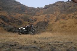 Royal Enfield Shotgun 650 Color Black