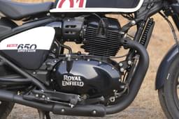 Royal Enfield Shotgun 650 Color Black