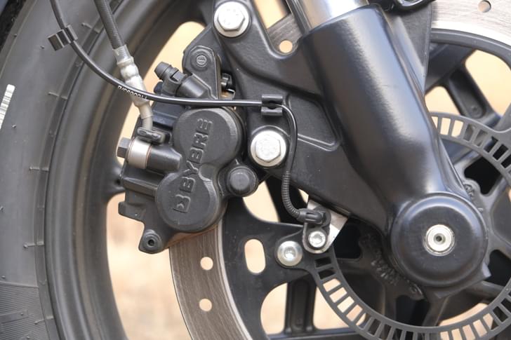 Royal Enfield Shotgun 650 Color Black