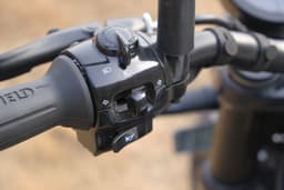 Royal Enfield Shotgun 650 Color Black