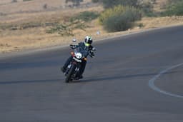 Royal Enfield Super Meteor 650 Front Right Three Quarter