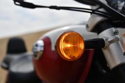 Royal Enfield Super Meteor 650 Color Red