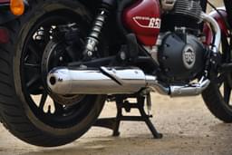 Royal Enfield Super Meteor 650 Color Red