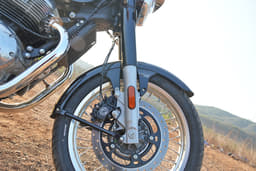 Royal Enfield Bullet 650 Front Right Three Quarter