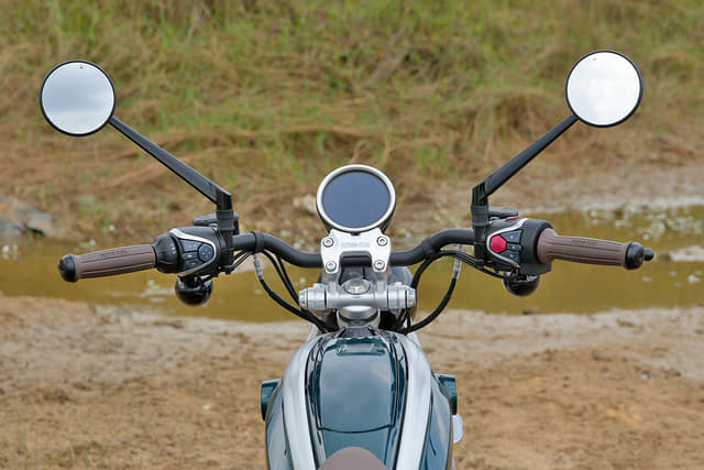 Color Black, Brown, Silver