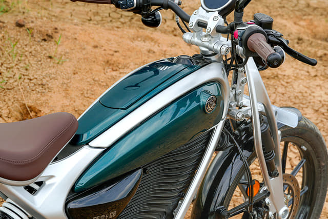 Color Green, Silver, Brown